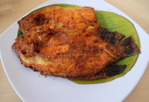 페이브호텔의 깔끔한 다이닝 공간