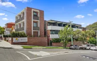 Coogee Studio Apartments Hotels in Coogee