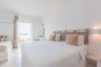 Selina Paros Hotels in Aliki