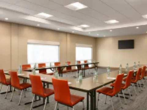 Holiday Inn Express & Suites SALISBURY by IHG Hotels in Salisbury