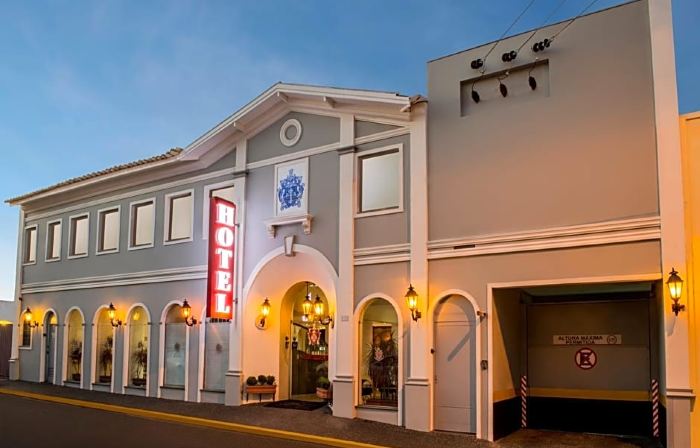 Hotel Colonial Plaza