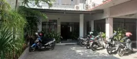 HOTEL MAYA Hotel dekat Alfamart Gandasuli