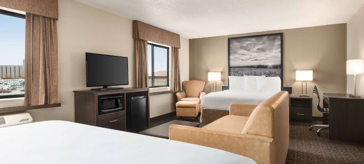Super 8 by Wyndham Lincoln North Hotels in Lincoln