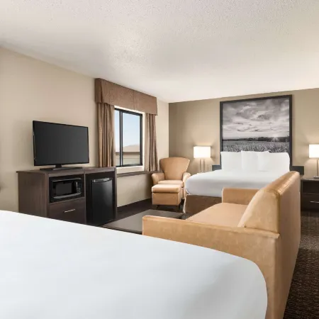 Super 8 by Wyndham Lincoln North
