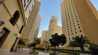 Business Backpackers JBR