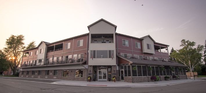 Riverhouse Inn on Water Street Hotels in St. Clair County
