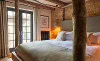 Wild Thyme & Honey Hotels in Fairford