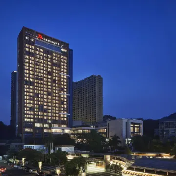 Zhuhai Marriott Hotel (Lovers Road, Xiangluwan Road) Hotels near Bailian Cave Park
