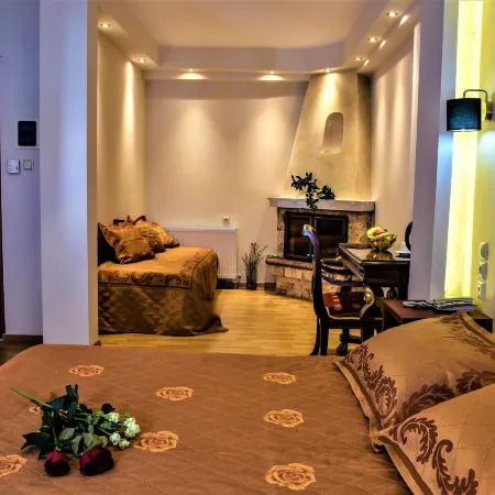 Tasia Mountain Hotel