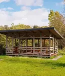 65Home Guest House - parking