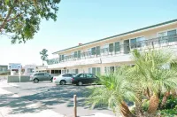Crystal Lodge Motel - Parkplatz