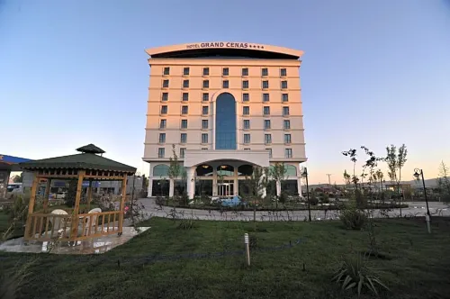 Grand Cenas Hotel - salle de sport