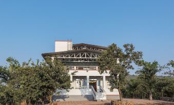 CosmicStays Ekantam - Mountain View Villa Near Pune