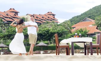 Romana Resort & Spa