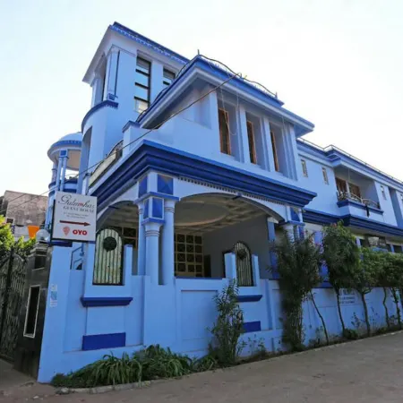 Juststay Gulmohar Inn