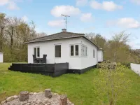 "Ensio" - 150m from the Sea