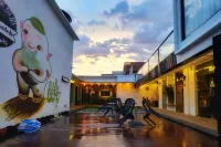 Beds in Garden Hostel Sdn Bhd