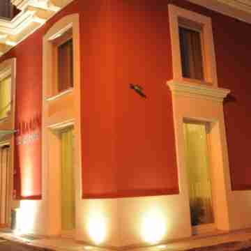 Hotel 33 Baroni Hotel Exterior