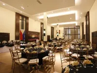 Oracle Hotel and Residences Hotels in Quezon City