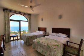 Hotel Caracol Plaza