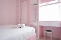 Homey and Fresh 2Br Green Pramuka Apartment Hotellit kohteessa Cempaka Putih