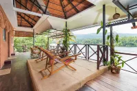 Munkudil Ayurveda Yoga Retreat - parking