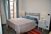 Air-Conditioned Apartment in the Center of Formia 400 Meters from the Station