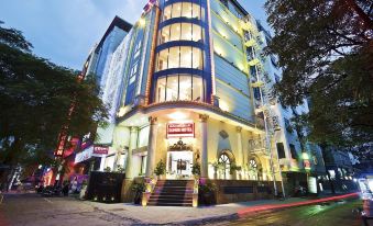 DLmos Hanoi Hotel