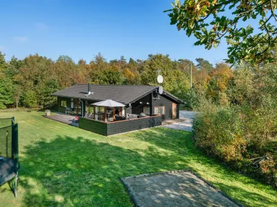 "Mourits" - 1.2km from the Sea