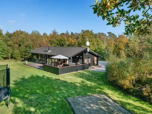 "Mourits" - 1.2km from the Sea