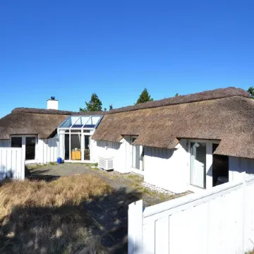 "Roulf" - 1.1km from the Sea