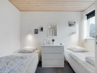 "Massie" - 30km from the Sea