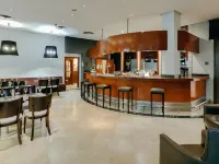 Hesperia Zaragoza Centro Hotels near La Romareda