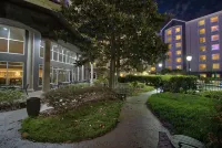 La Quinta Inn & Suites by Wyndham Orlando I Drive/Conv Ctr Hotels near The Orlando Eye
