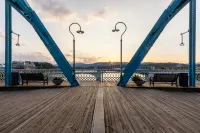 Holiday Inn Express & Suites Chattanooga-Lookout Mtn Hotels in Lookout Mountain
