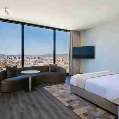 AC Hotel Downtown Los Angeles Rooms