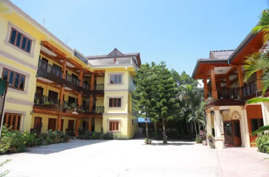 Thoulasith Guesthouse - Thermen