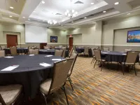 Drury Inn & Suites Cincinnati Sharonville Hotels in Sharonville
