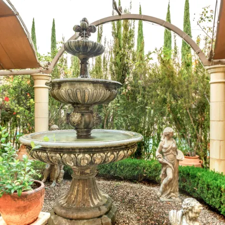 Ayres Hotel Laguna Woods - Aliso Viejo Отели рядом с достопримечательностью «Торговый центр Irvine Spectrum»