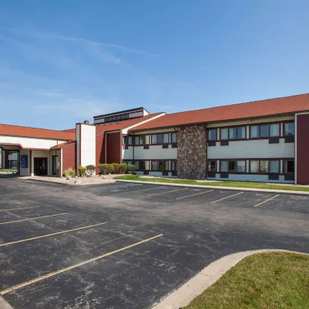 Baymont Inn and Suites by Wyndham Franklin, Indiana