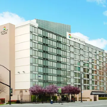 Hyatt Place San Jose Các khách sạn gần Trung tâm SAP