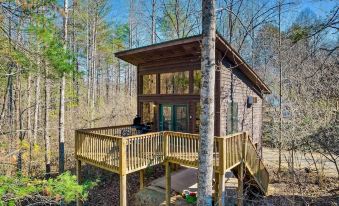 Rivers Edge Treehouses