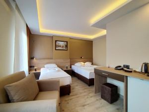 Palmiye Suites Hotel