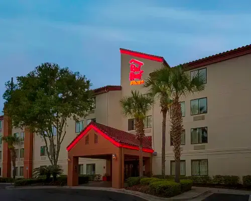 Red Roof PLUS+ Gainesville Экстерьер Photos