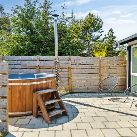 "Resi" - 400m from the Sea