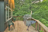 Beautiful Jay Peak Home Near Creek and Waterfalls! - parking