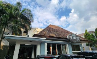 Hotel Frances