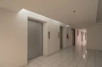 Apartment Grand Asia Afrika Studio Free Wifi dan Netflix by SewaApartBandung