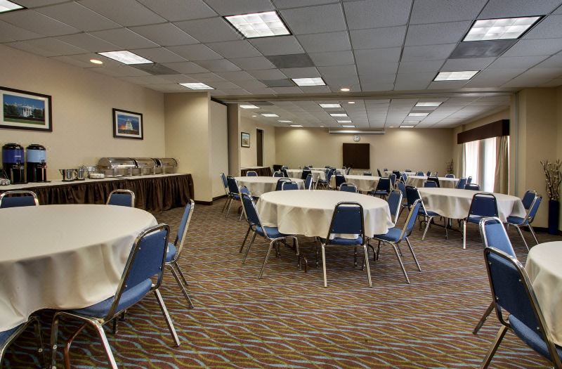 Holiday Inn Express Baltimore-BWI Airport West by IHG photo 4
