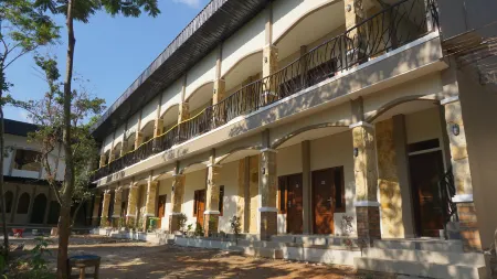 Beringin View Hotel & Resort Отели в г. Jepara Regency